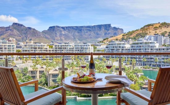 one-and-only-cape-town-exterior-marina-mountain-view-01