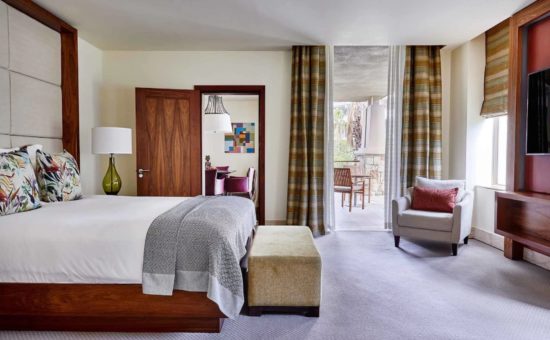 one-and-only-cape-town-interior-island-suite-bedroom-02