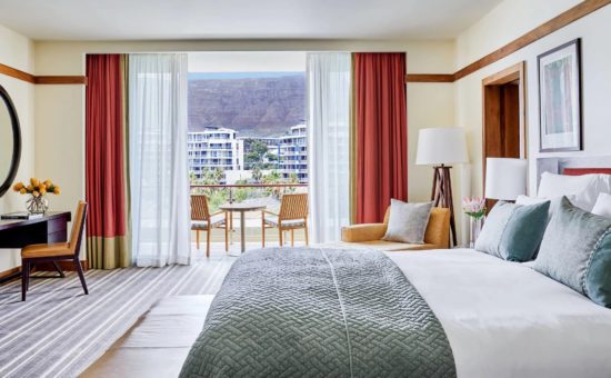 one-and-only-cape-town-interior-marina-grand-suite-bedroom-01