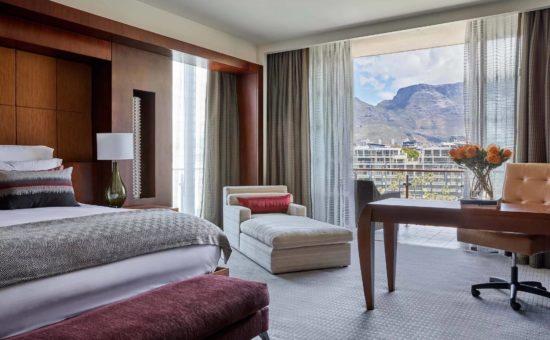 one-and-only-cape-town-interior-presidential-suite-bedroom-03