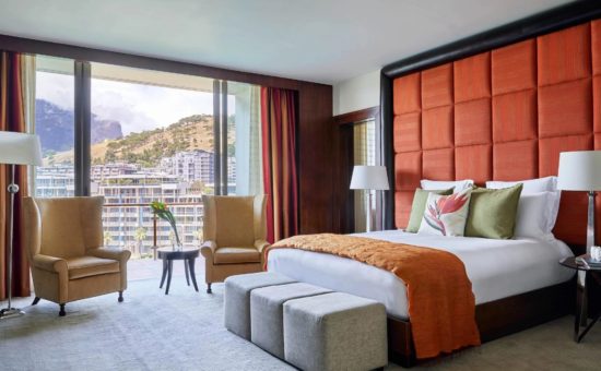 one-and-only-cape-town-interior-presidential-suite-bedroom-04