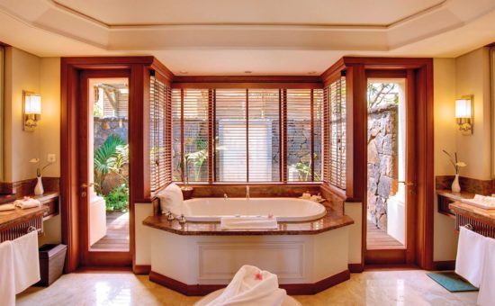 constance-prince-maurice-room-beach-villa-bathroom-1