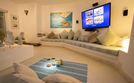 santorini-mozambique-interiors-lounge-chill-area-01