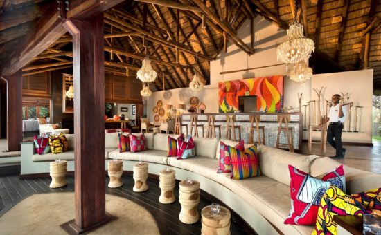 royal-chundu-zambezi-river-lodge-interiors-lounge-02