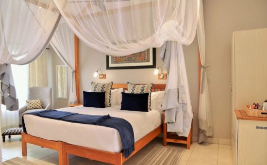batonka-guest-lodge-room-garden-view-01