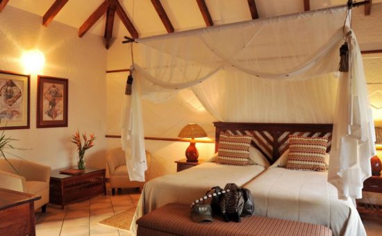 idube-game-lodge-room-safari-chalet-interior-1