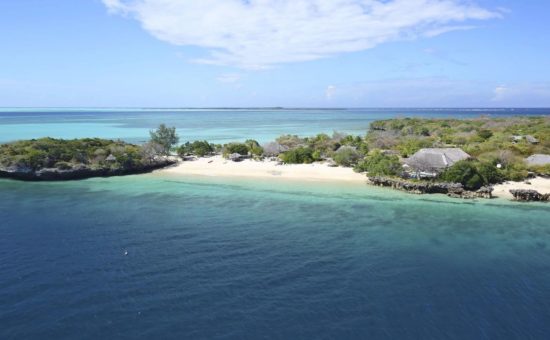 azura-quilalea-private-island-views-aerial-03