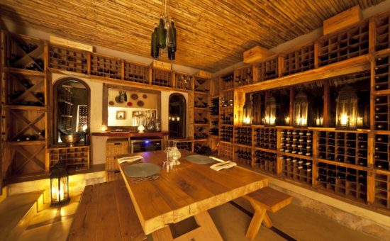 azura-quilalea-private-island-facilities-wine-cellar-01