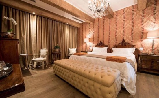 lanzerac-hotel-room-classic-room-interior-01
