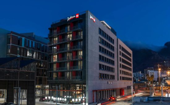radisson-red-cape-town-exteriors-hotel-03