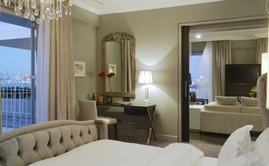 queen-victoria-hotel-room-presidential-suite-interior-02