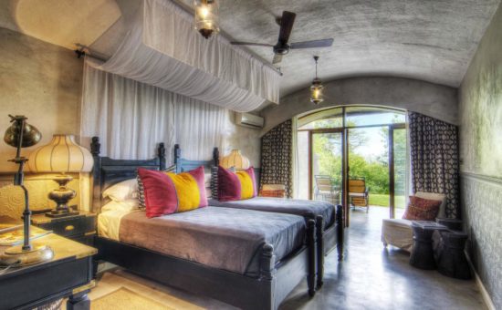 chobe-game-lodge-room-standard-room-interior-02