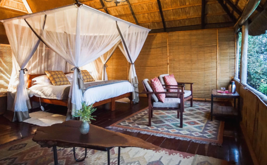 chundukwa-river-lodge-rooms-jacana-bedroom-01