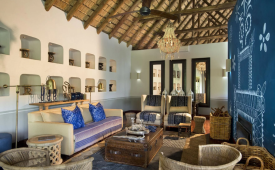 royal-chundu-zambezi-island-lodge-interiors-lounge-03